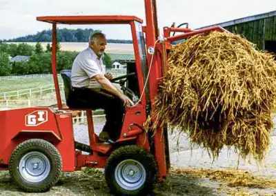 Uni-Truck Dung- und Heugreifarm