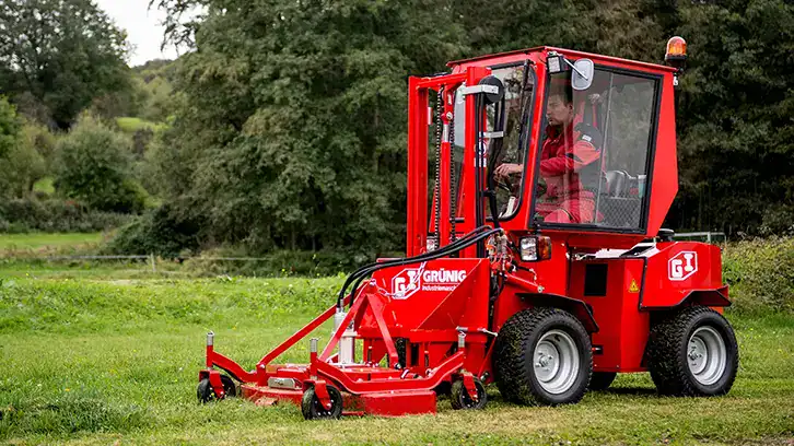 Uni-truck Frontsichelmäher