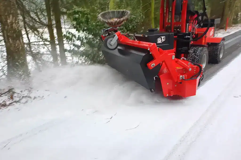 GSO Plus als Schneekehrmaschine